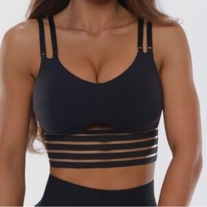 Rare Bombshell Sportswear Black Statement Strappy Mesh Stripe Sports Bra- Large